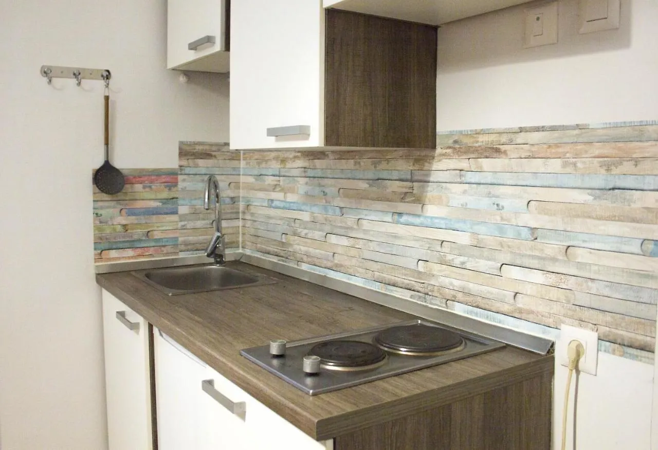 Cozy Studio Apartment Dina 1 - City Center Rijeka