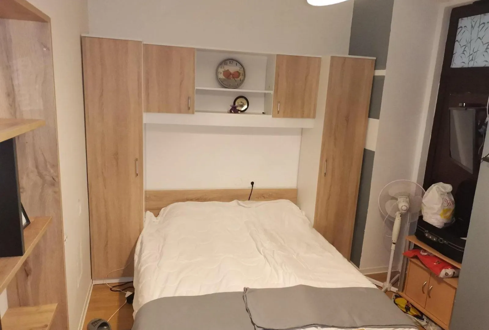 Cozy Studio Apartment Dina 1 - City Center contacts
